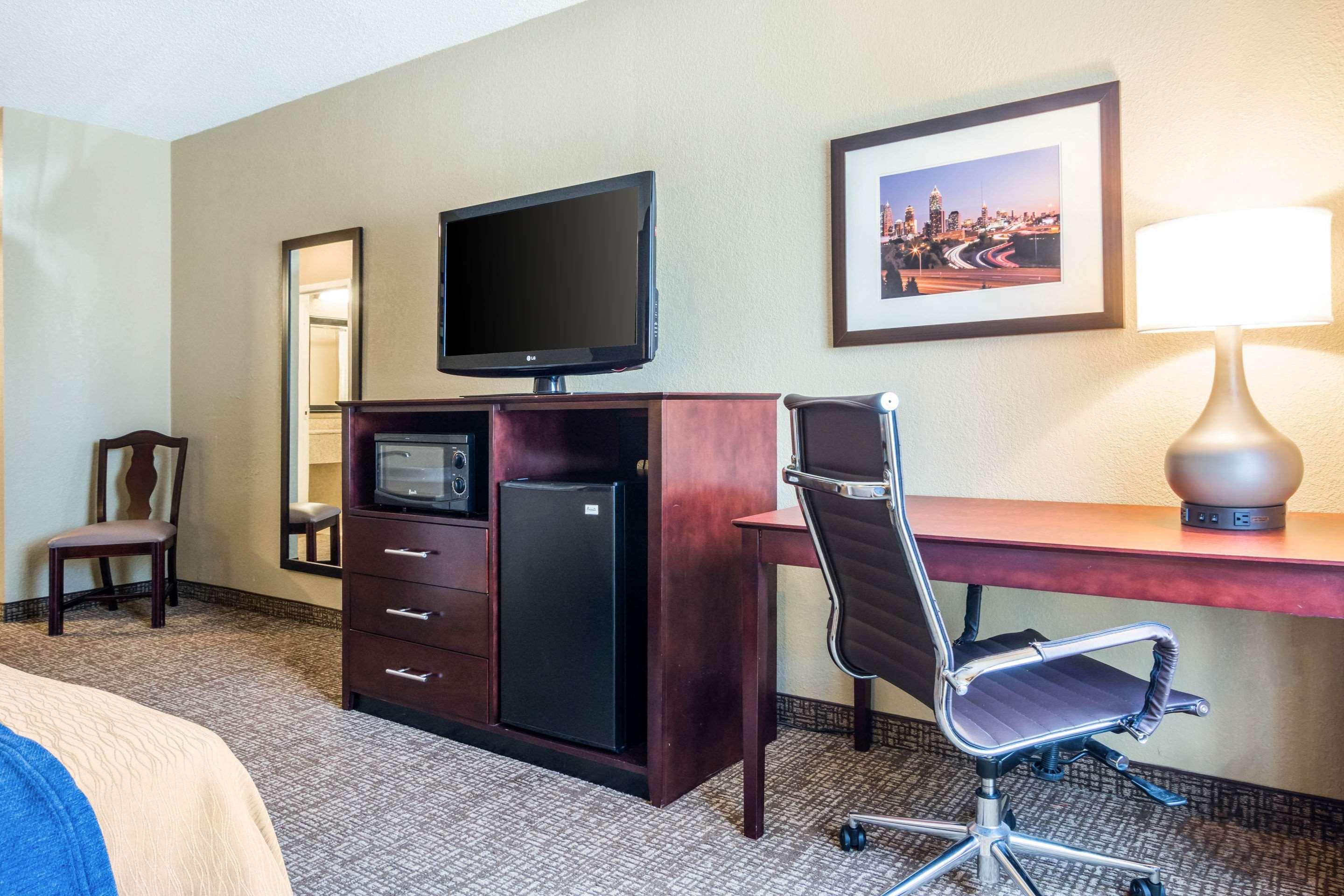 Comfort Inn Atlanta Downtown South מראה חיצוני תמונה