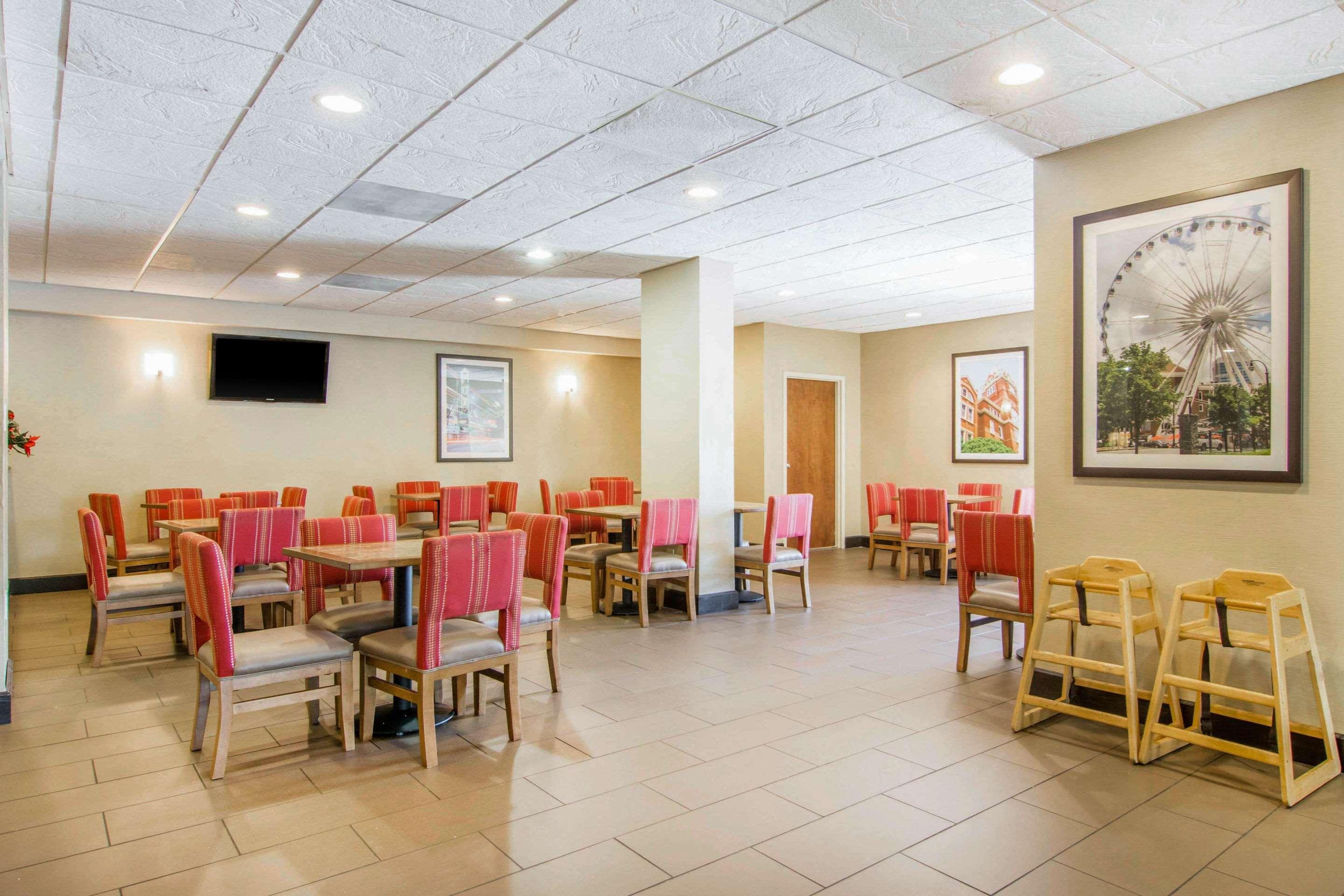 Comfort Inn Atlanta Downtown South מראה חיצוני תמונה